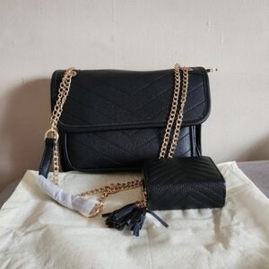 Designer Look NWT 2 PC.  Black VEGAN  Leather Chain Shoulder Bag with WALLET